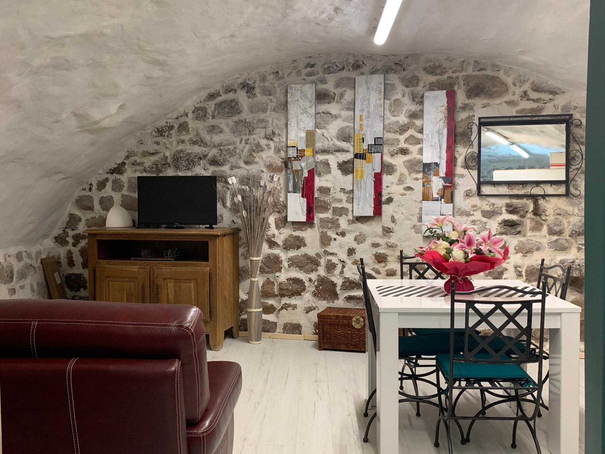 Dans Le Charme De La Pierre Apartment ลา การ์ด ภายนอก รูปภาพ