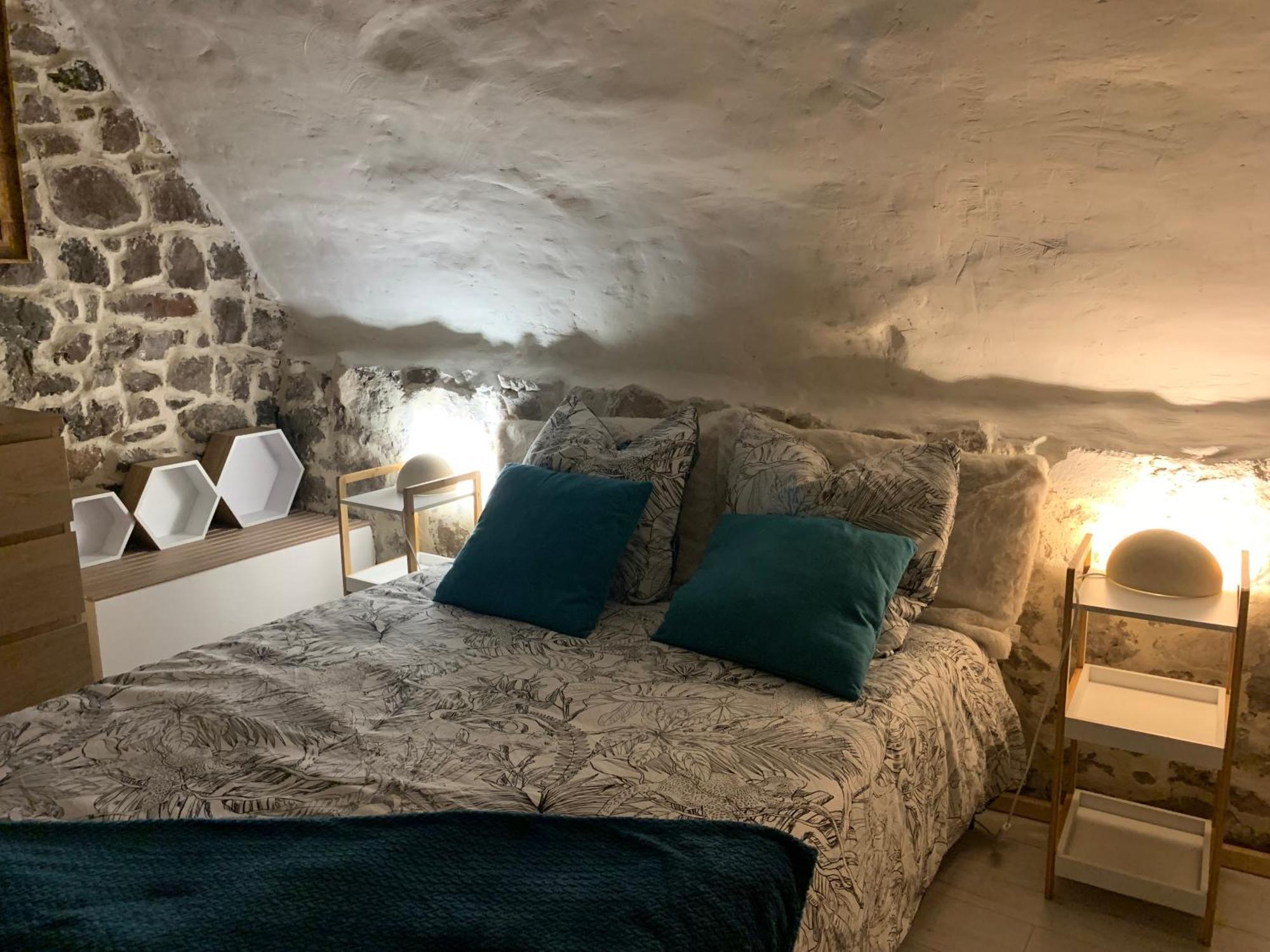 Dans Le Charme De La Pierre Apartment ลา การ์ด ภายนอก รูปภาพ